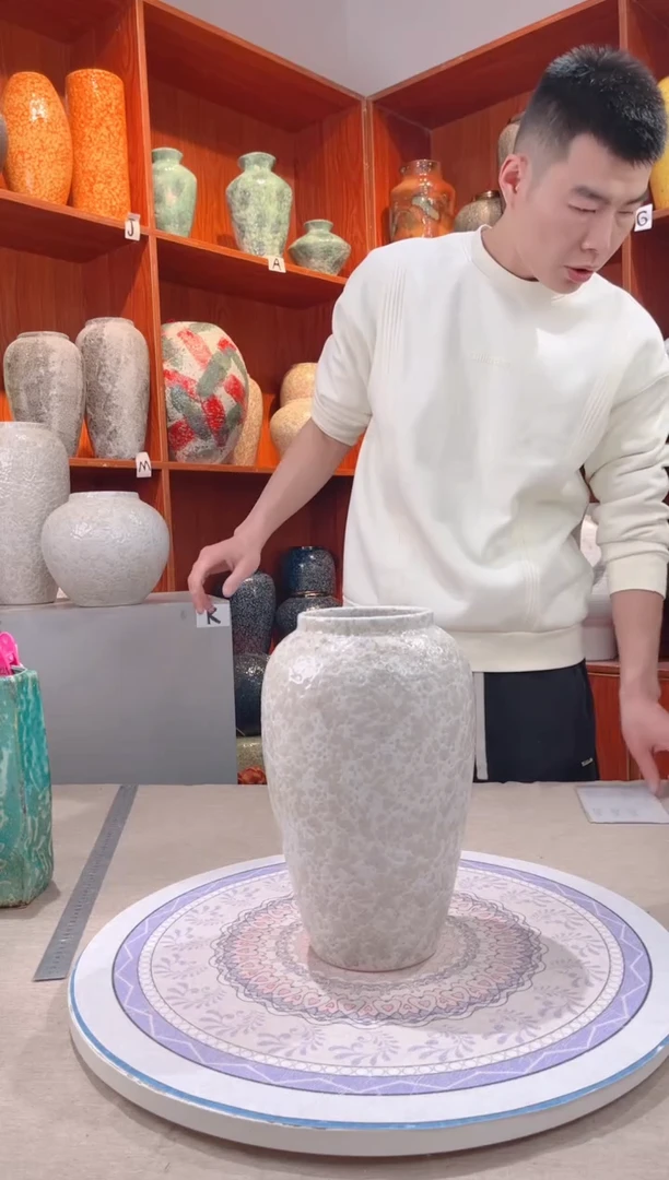 【闪购商品】瓶  陶瓷花瓶 无花 茶白 中号