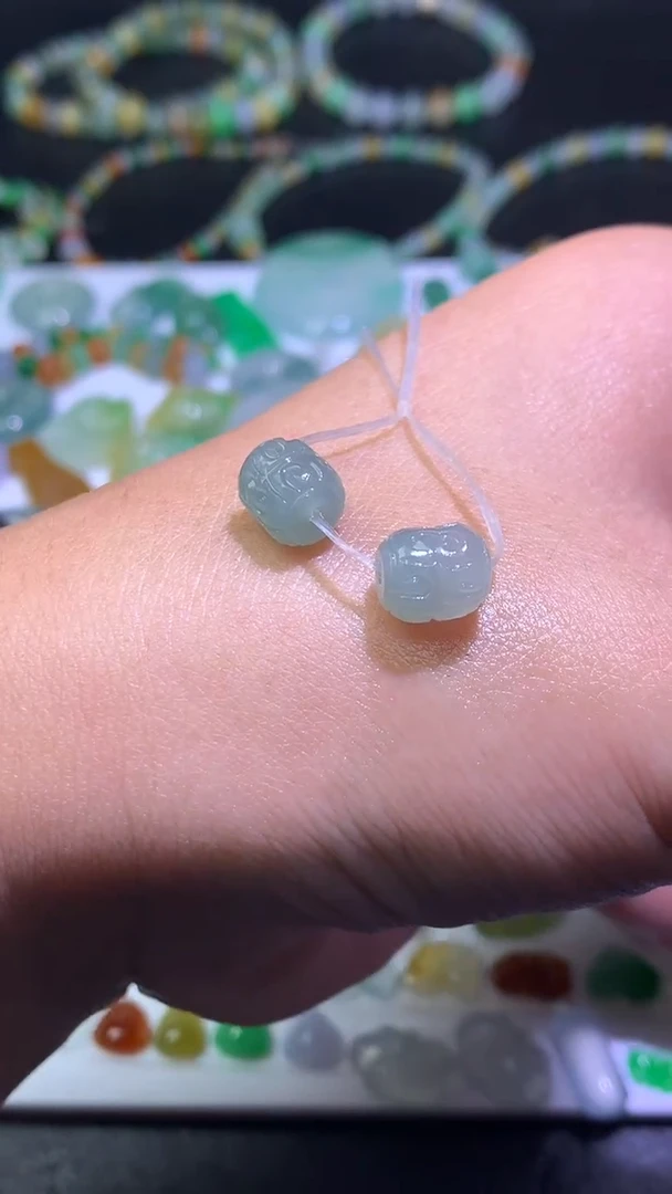 未镶嵌定制翡翠毛货