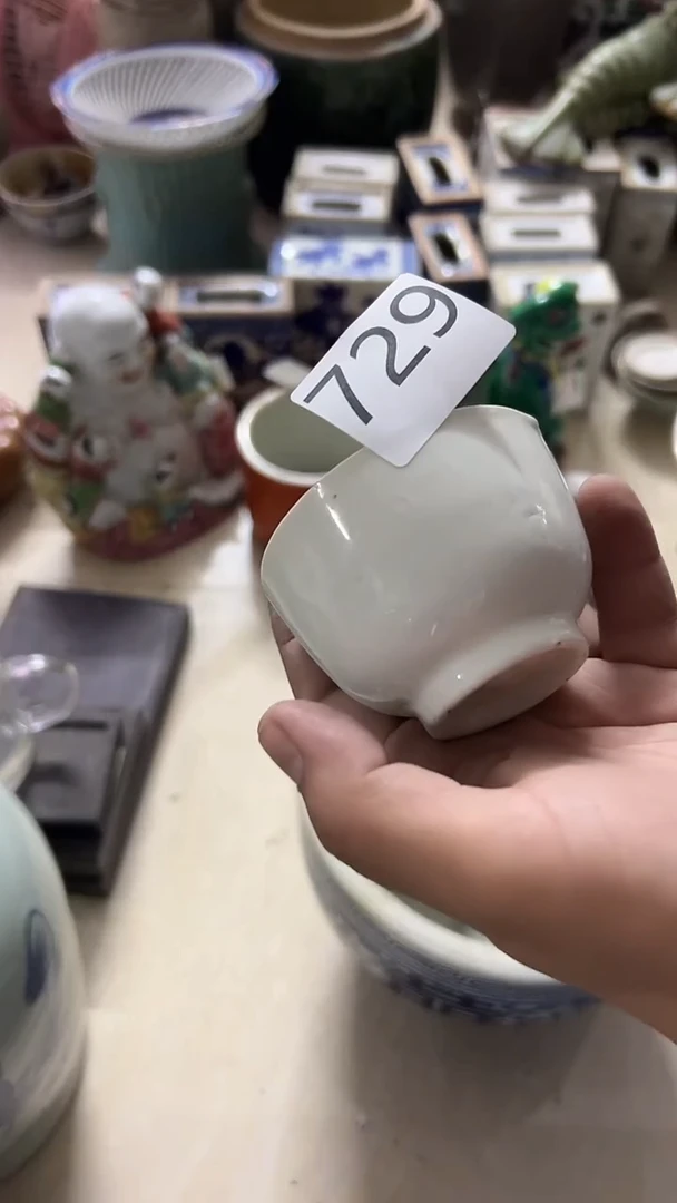 1有瑕疵的瓷器一单~~