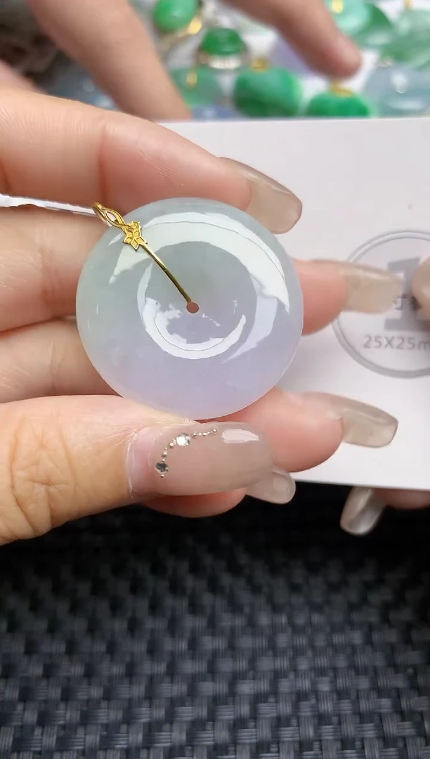 颈饰18K金镶嵌翡翠 天然缅甸A货翡翠百元以上9元证书费自理