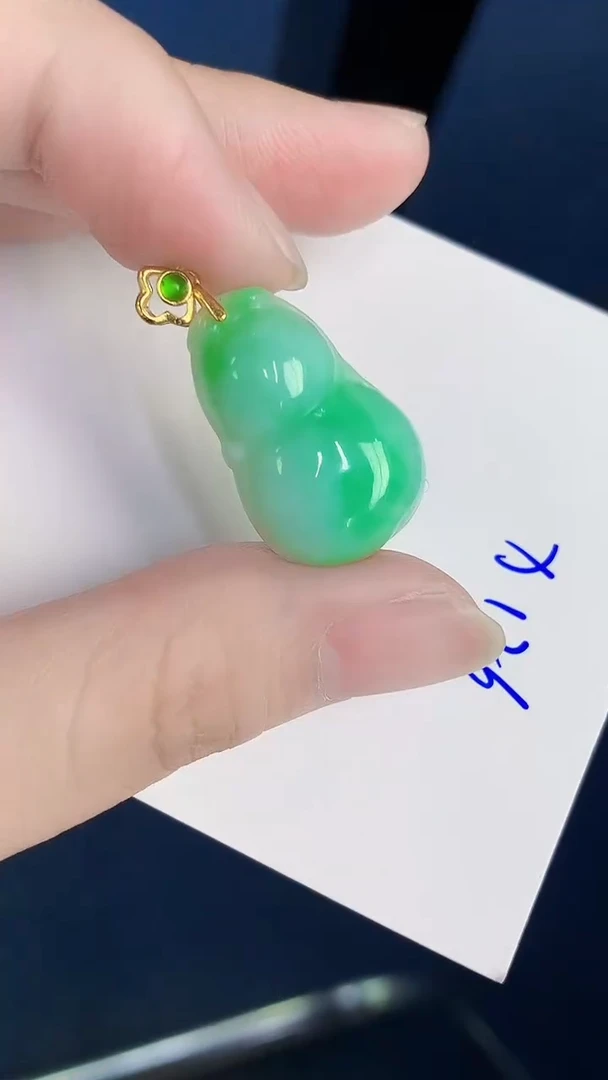 颈饰未镶嵌翡翠天然翡翠缅甸A货