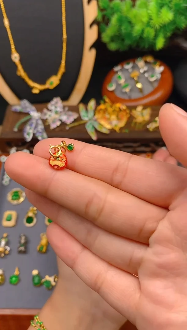 【闪购商品】翡翠吊坠(不含链)银S925镶嵌吞金兽2