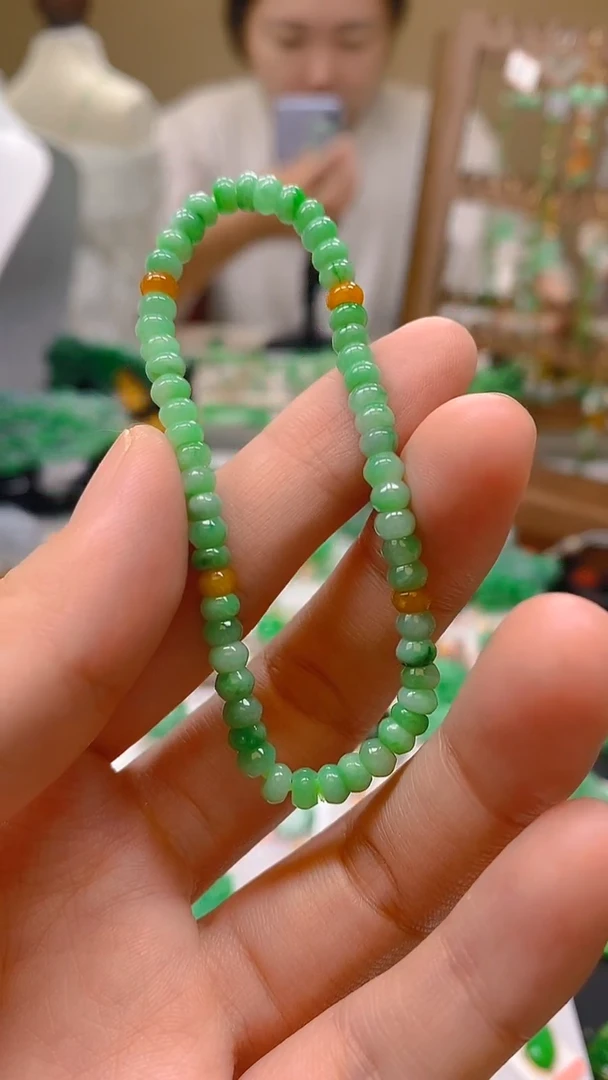 翡翠未镶嵌颈饰24小时鉴赏期 超时不退不换