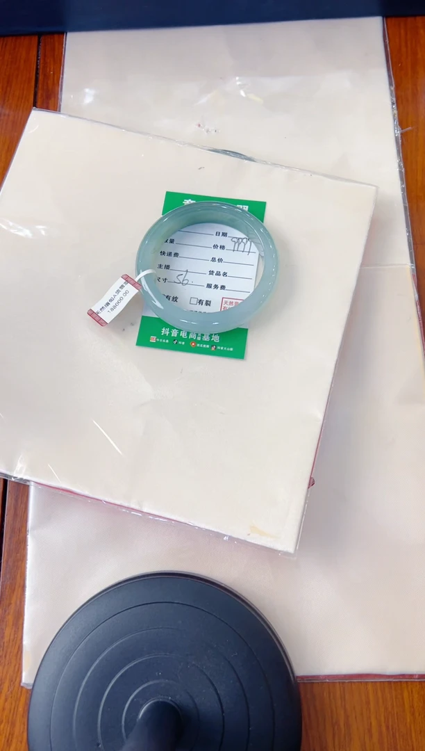 未镶嵌手镯翡翠l****9手镯