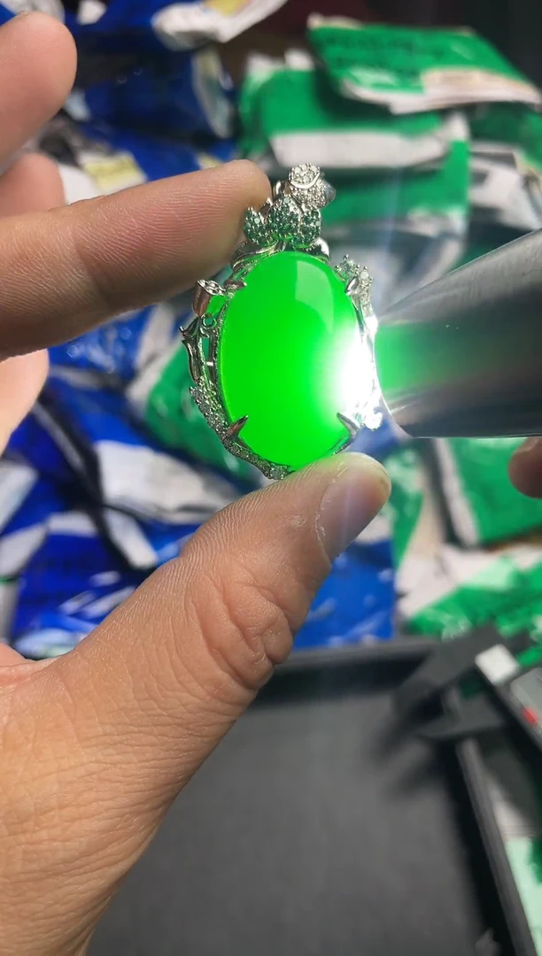 强子收货--所见即所得--多样性发货--FH2410绿色大蛋面