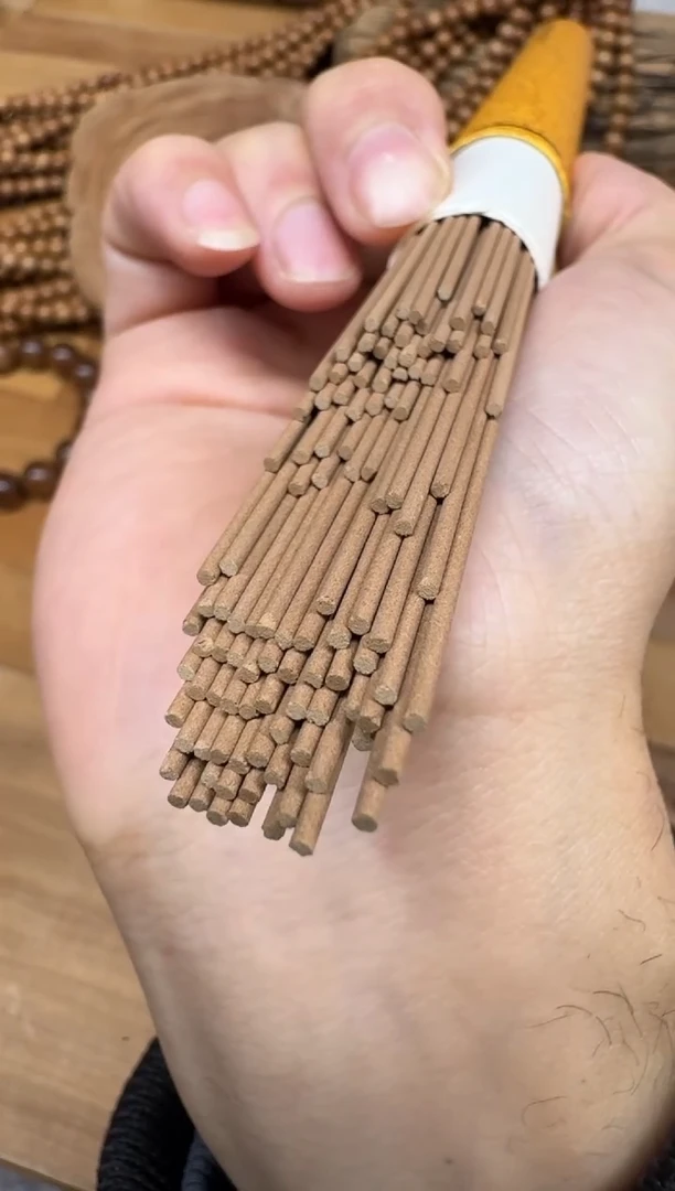 檀香木其他y****0老山檀香线香20克