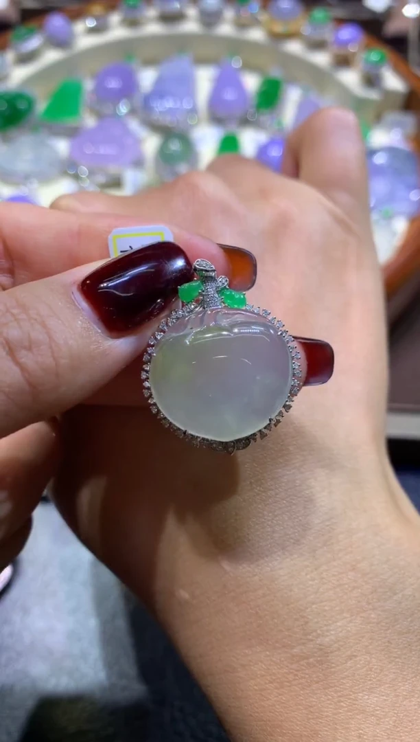 吊坠(不含链)18K金镶嵌翡翠翡翠A货