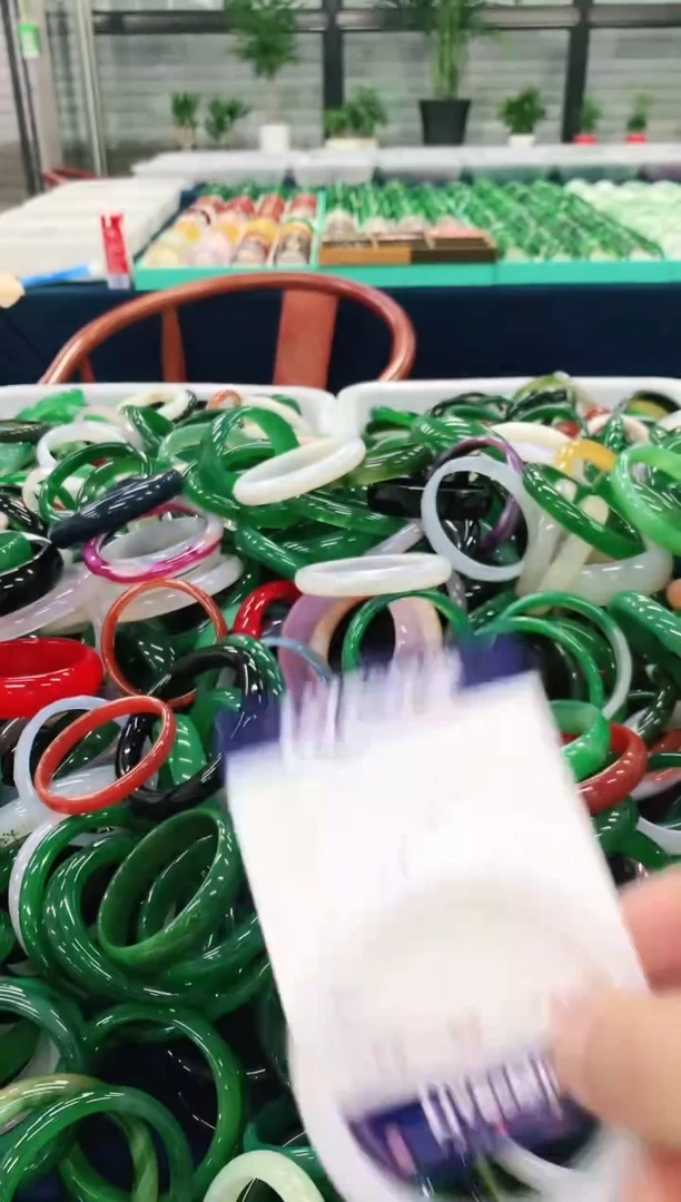 手镯玛瑙/玉髓未镶嵌254