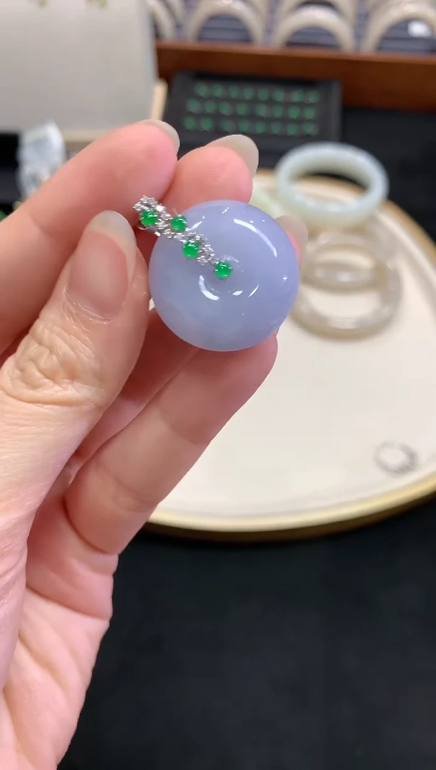 【闪购商品】翡翠吊坠(不含链)18K金镶嵌W582|2500