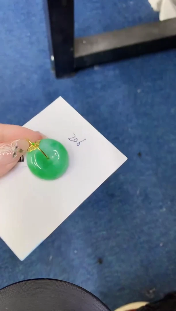 【闪购商品】翡翠颈饰18K金镶嵌000000000000