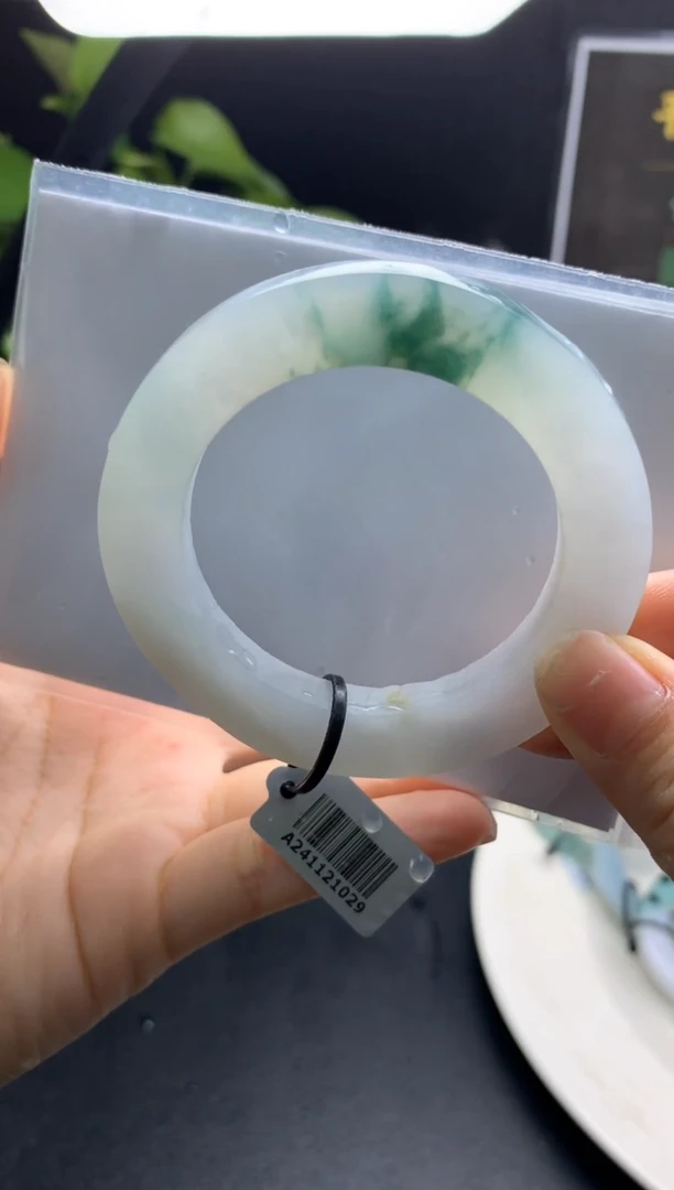 【闪购商品】定制翡翠翡翠手镯定制未镶嵌冰飘花52-56