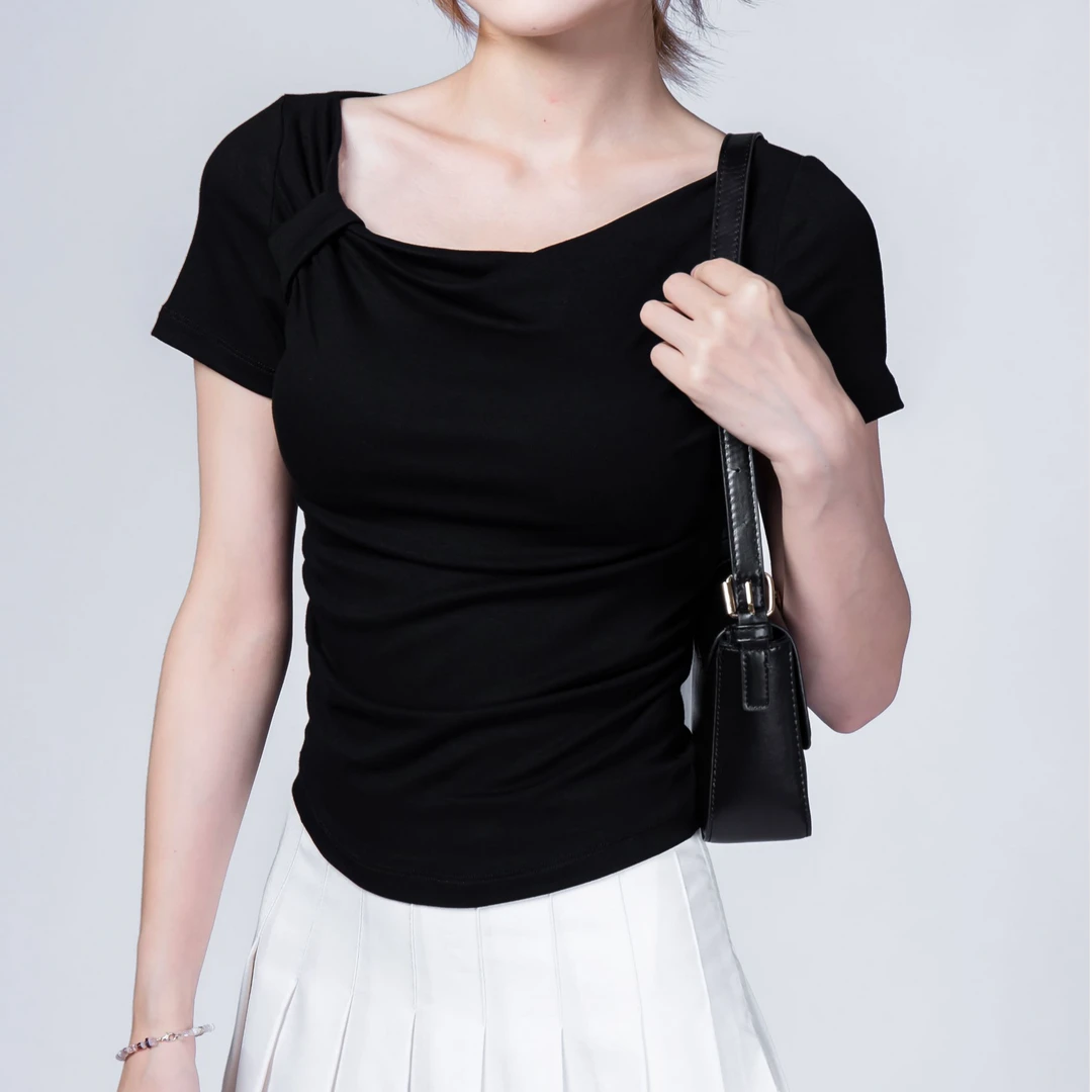 纯色设计感上衣2025新款斜领褶皱短款通勤短袖简约T恤修身少女风