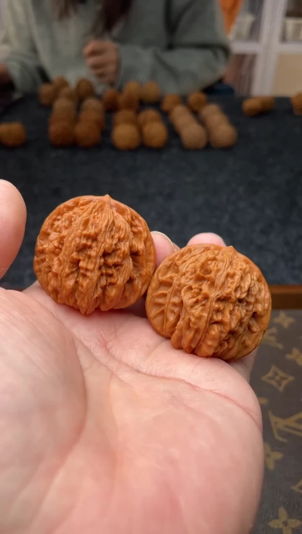 把件文玩核桃B  11号    42尺 四座楼