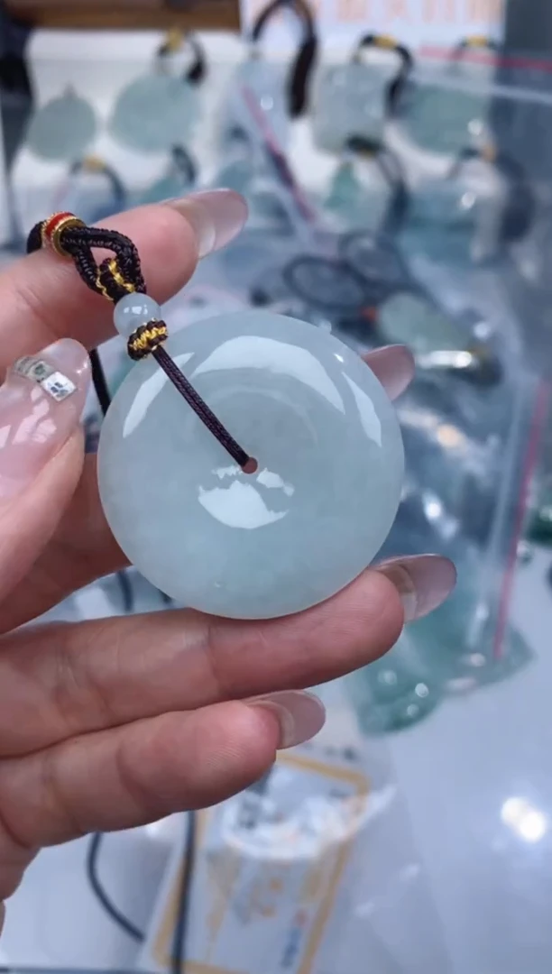 颈饰未镶嵌翡翠吊坠