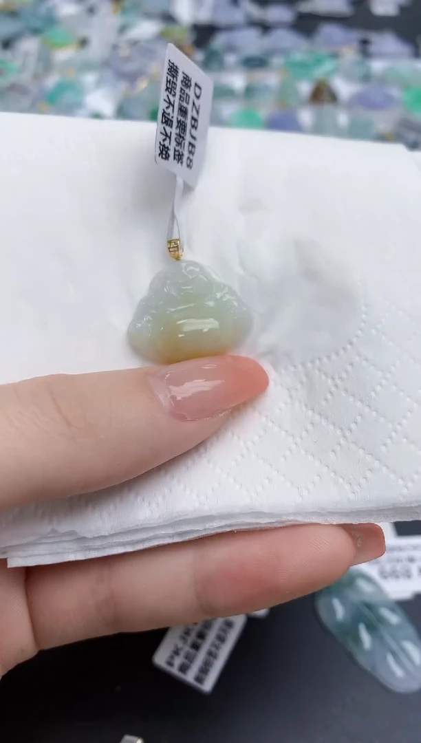 【闪购商品】翡翠颈饰18K金镶嵌天然缅甸翡翠A货