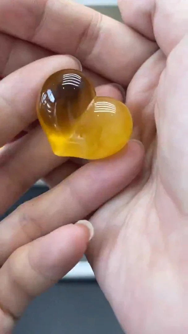 琥珀未镶嵌珠宝奇石867