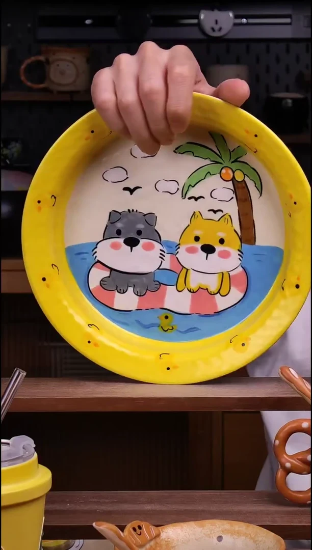 盘景德镇可爱设计师款陶瓷