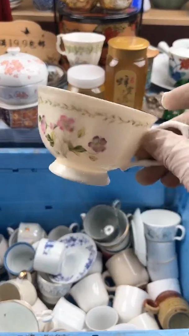 瓷片胡****仁英歌瓷器满19.9包邮