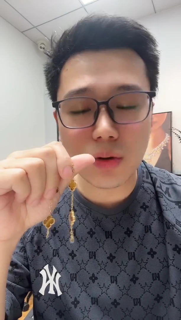 18K金镶嵌手链木变石（虎睛石）?***?黄色k黄，五花手链