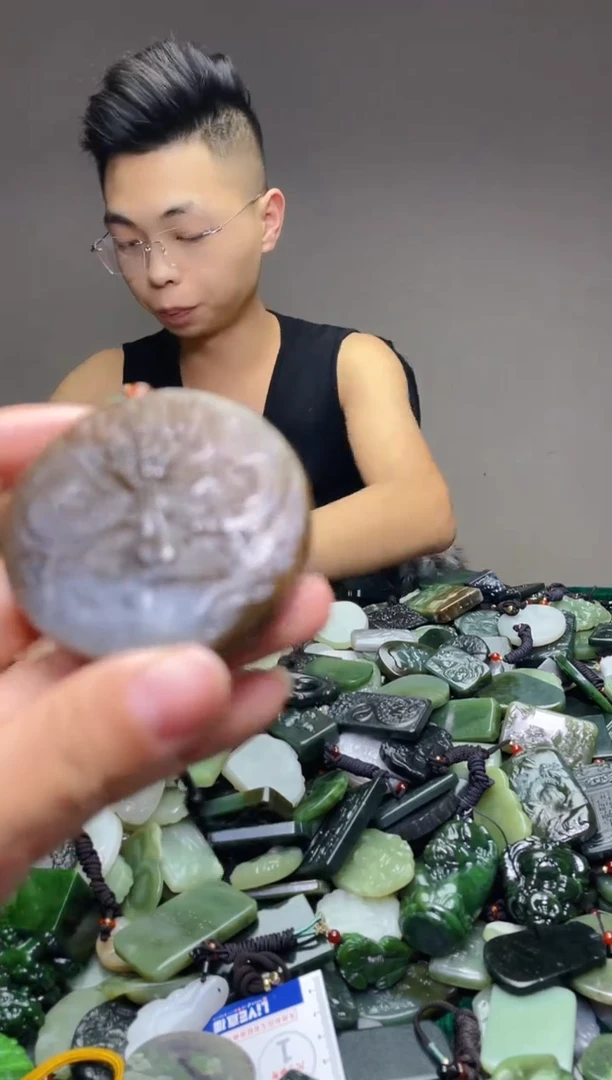 颈饰未镶嵌和田玉173