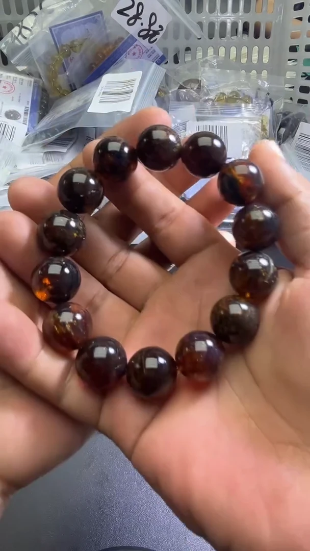 裸石琥珀未镶嵌47