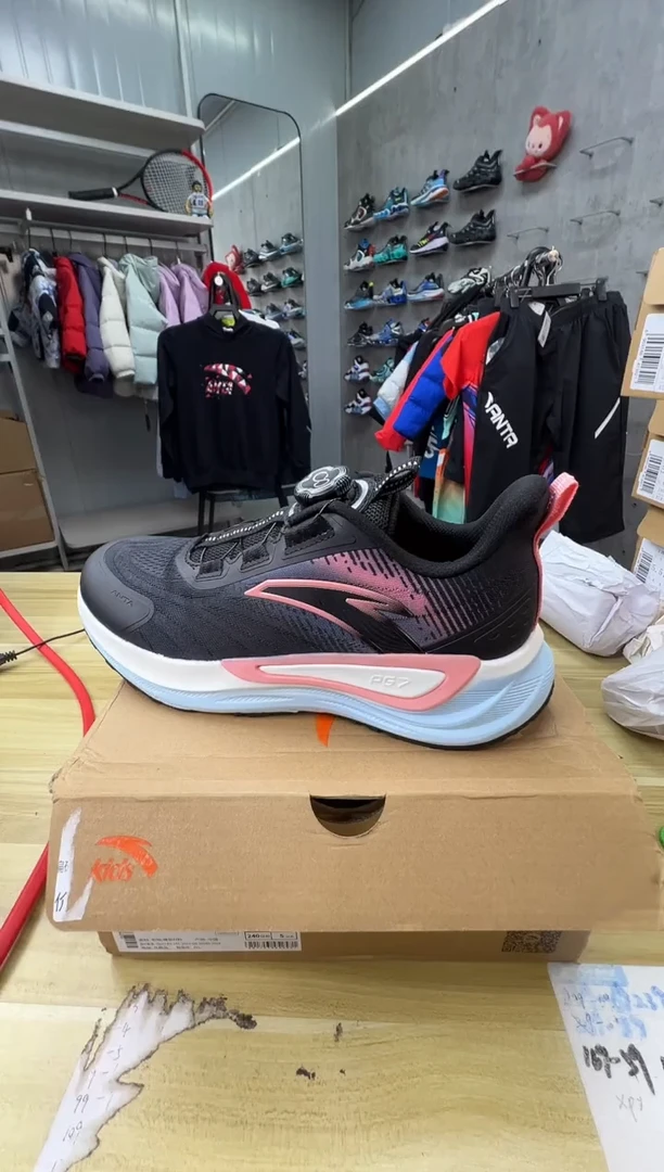 【闪购商品】安踏儿童鞋子尺码：34