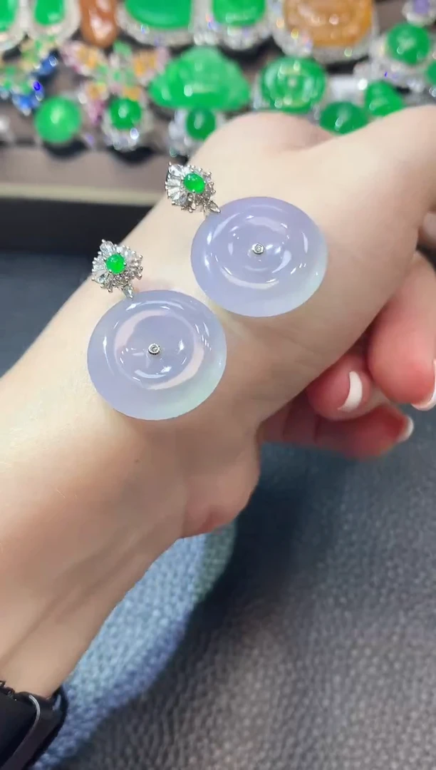 翡翠18K金镶嵌吊坠(不含链)C34 多样性发货一件