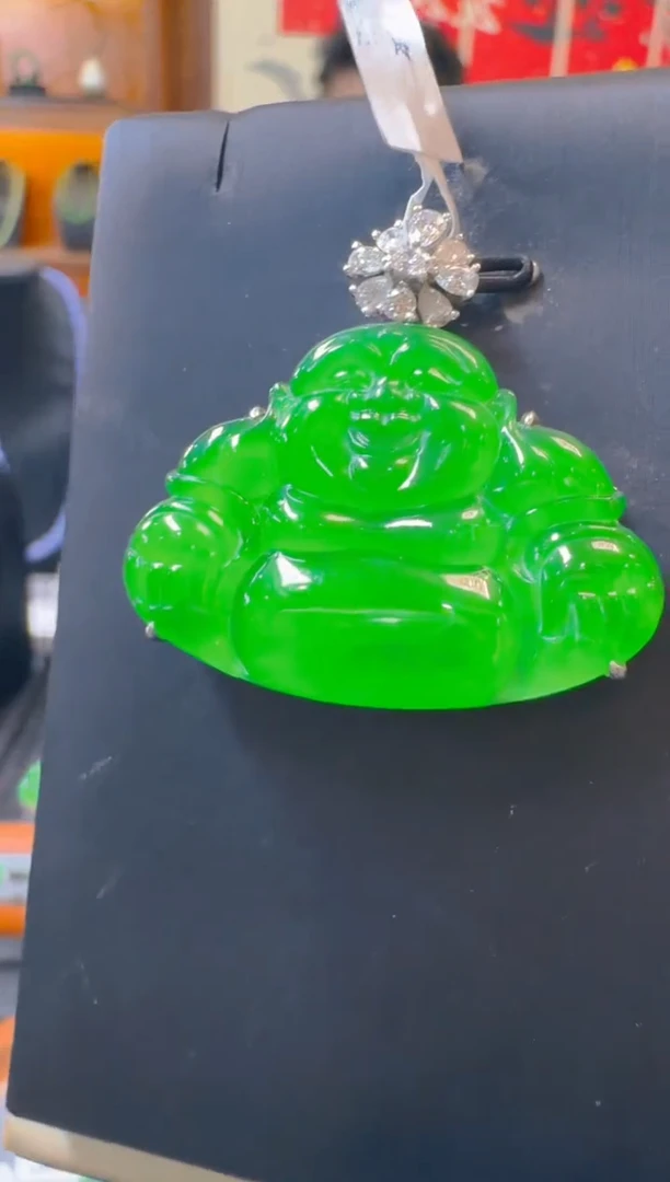 吊坠(赠链)18K金镶嵌翡翠天然A货翡翠