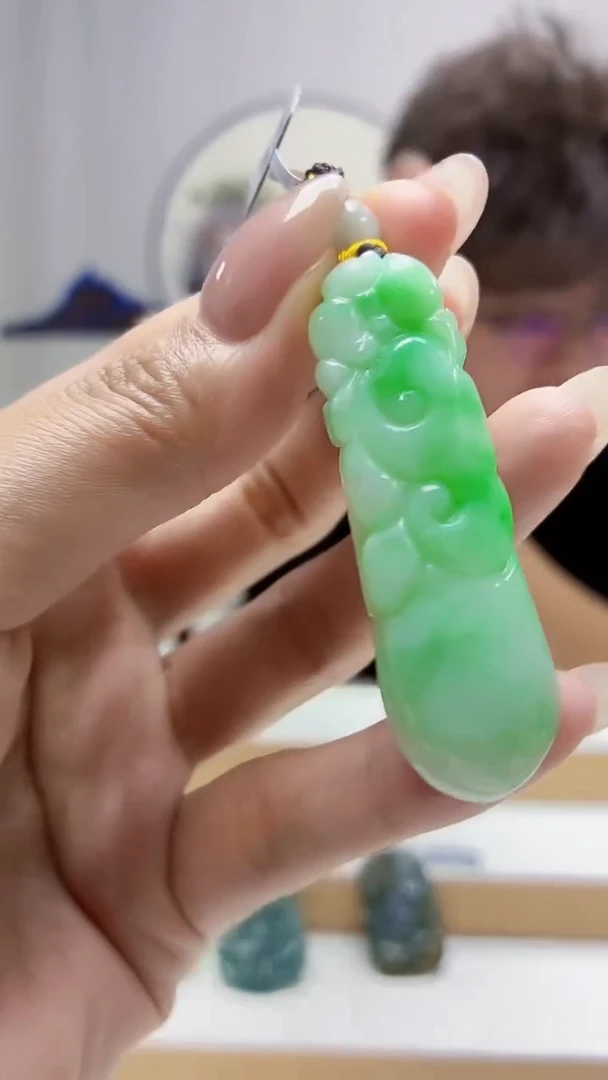 未镶嵌定制翡翠4688MM-毛货挂件43