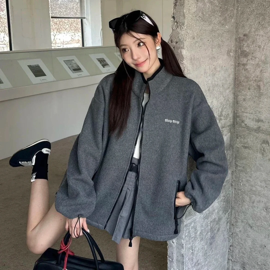 未使用 MIU MIU/缪缪 25FW爆款灰色摇粒绒立领外套