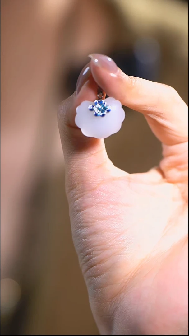 吊坠(不含链)银S925镶嵌和田玉云朵吊坠