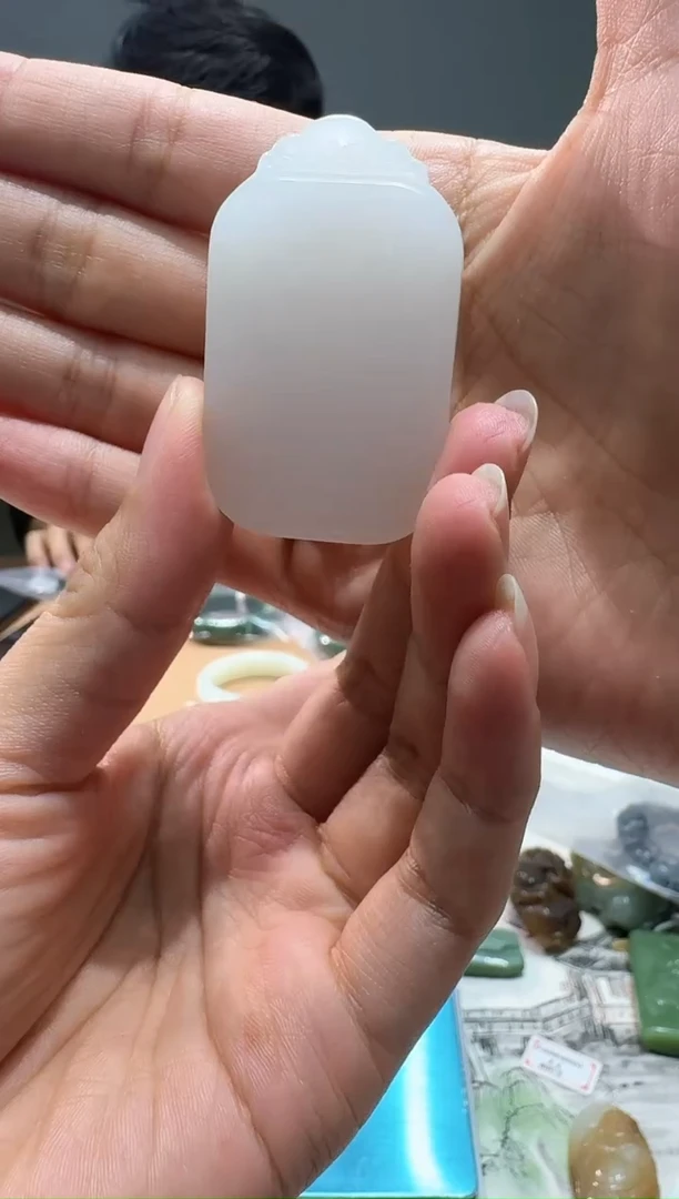 颈饰未镶嵌和田玉【瑞睿珠宝】和田玉无事牌