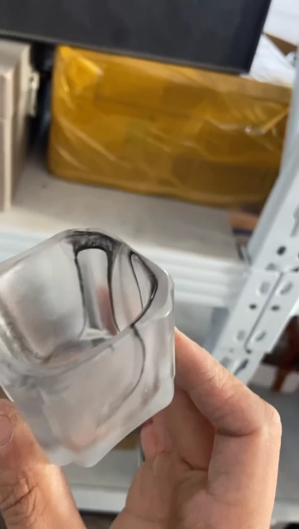 杯无运费险有瑕疵的摄影的产品有使用过的痕迹有点脏介意勿拍