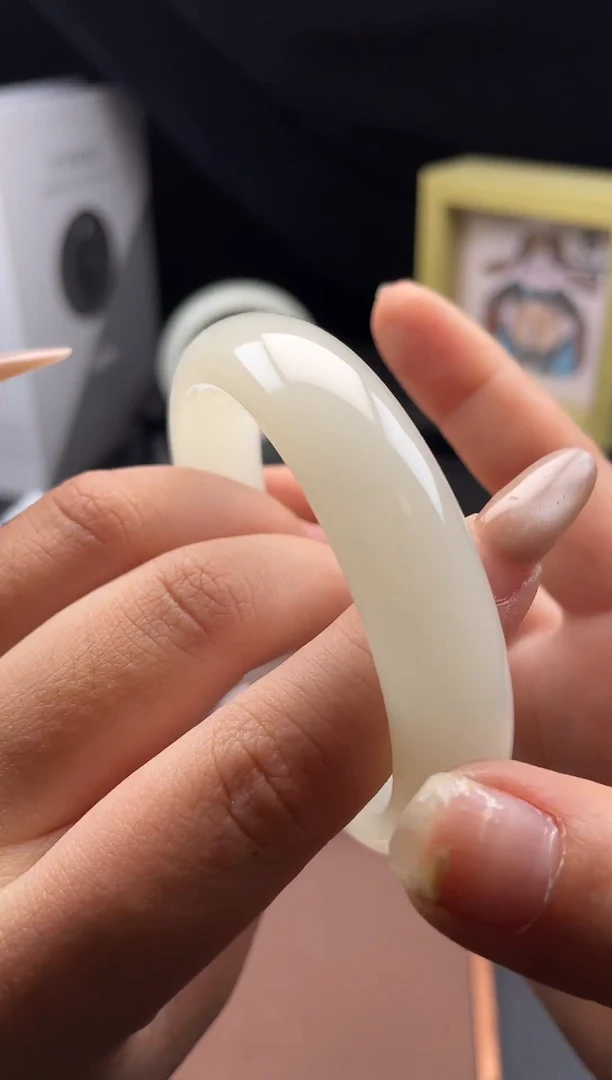 未镶嵌手镯和田玉（黄玉）54圈口