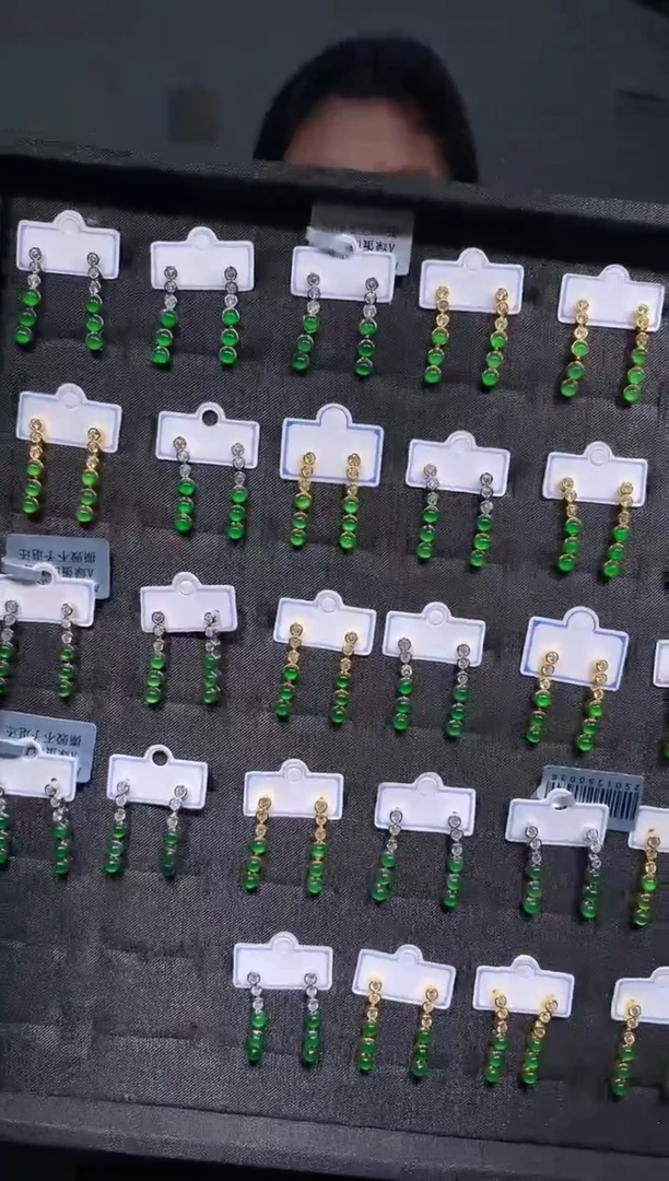 【闪购商品】定制翡翠未镶嵌8定制翡翠-多样性发货（发其一）