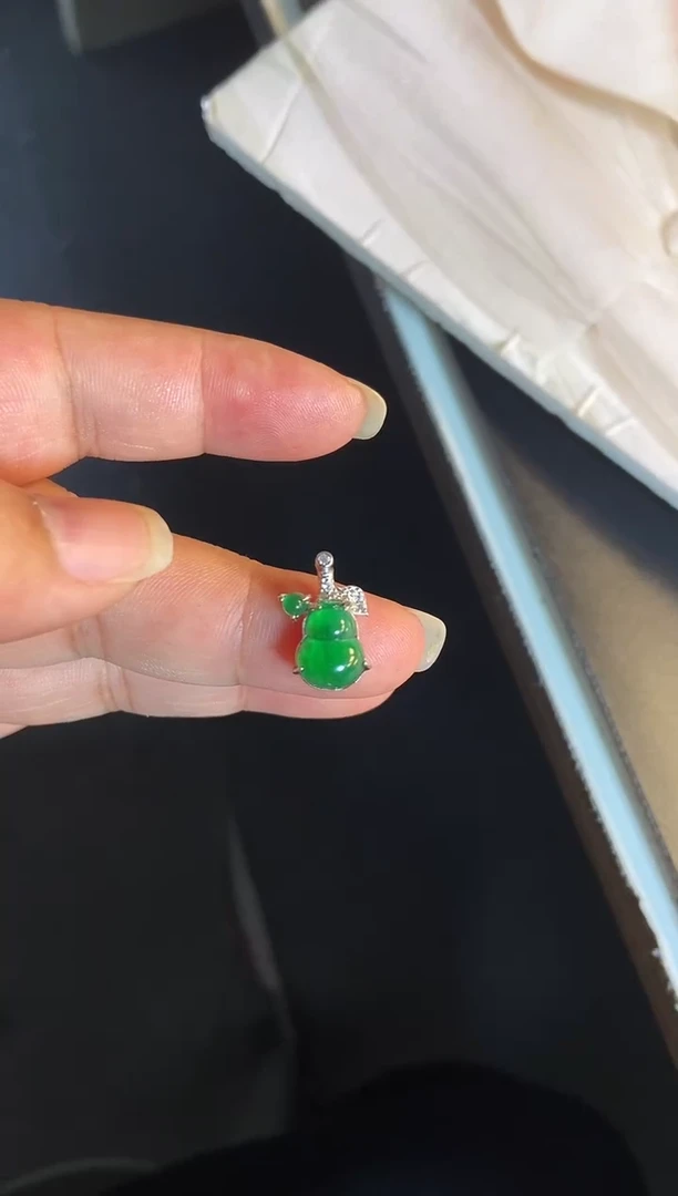 吊坠(不含链)银S925镶嵌翡翠1