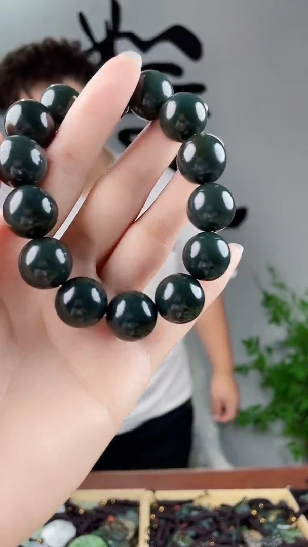 和田玉未镶嵌颈饰拍一发一，多样性发货