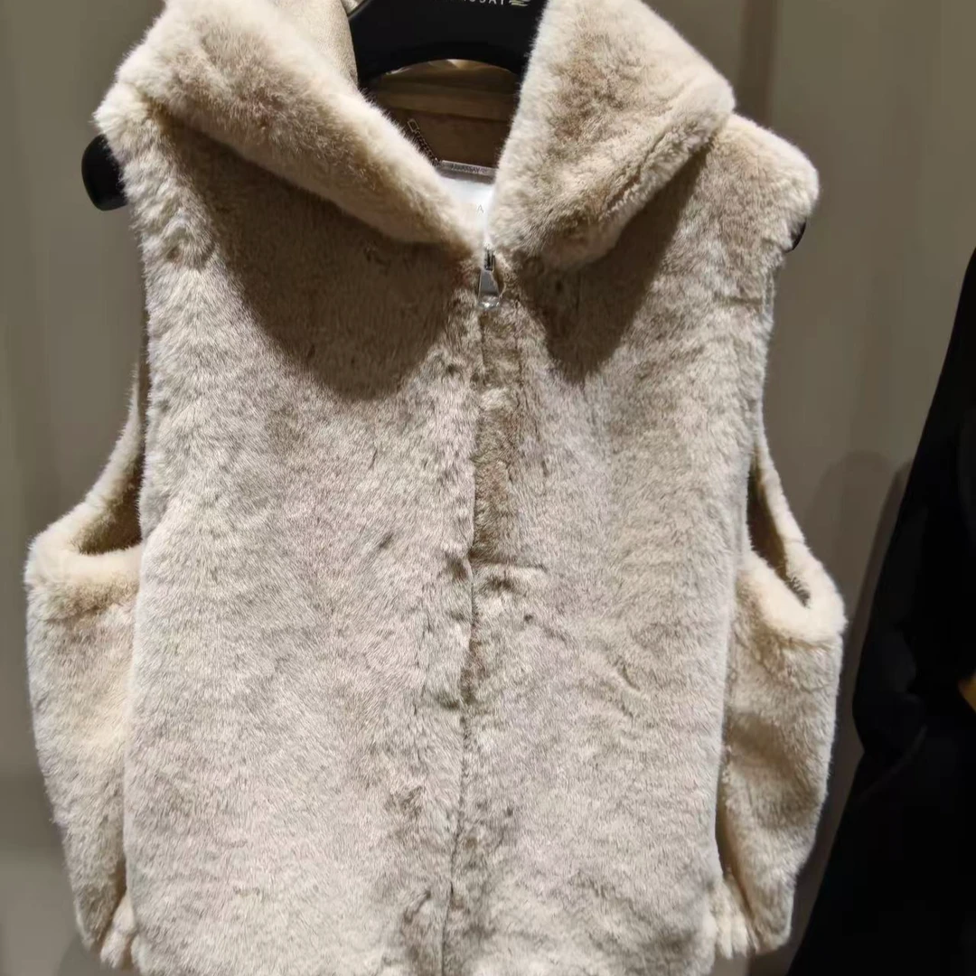 短款连帽百搭时尚马夹