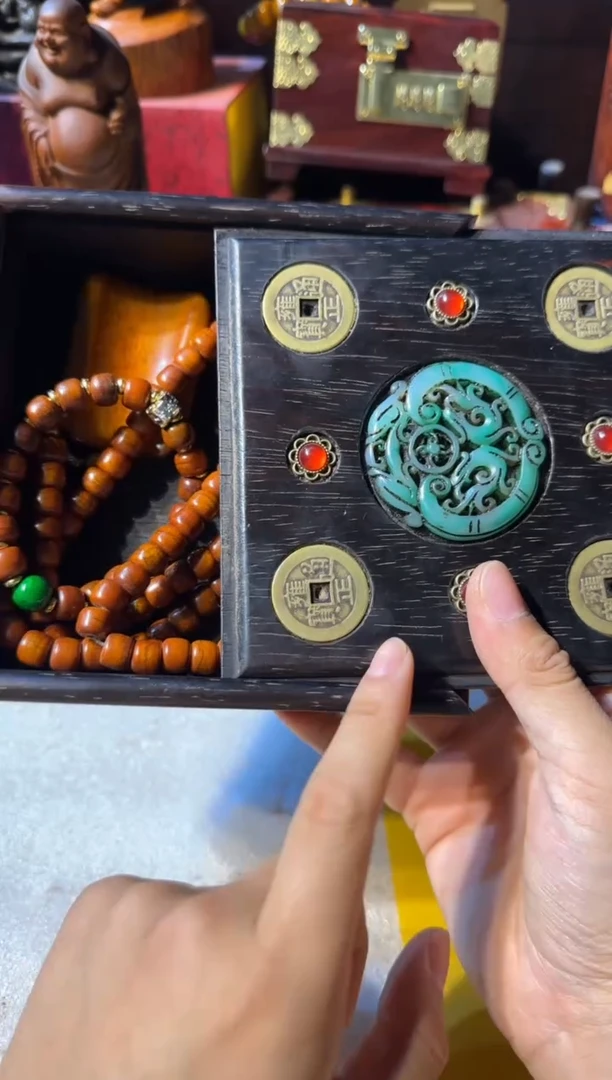 木12345 脖挂带盒子手串