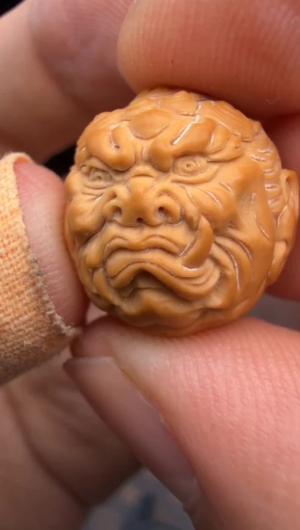 吊坠猴头核桃御龙不动 精修