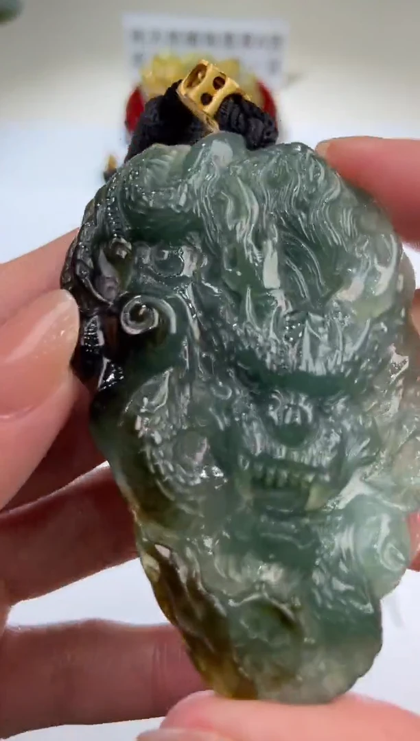 翡翠未镶嵌挂件2201557