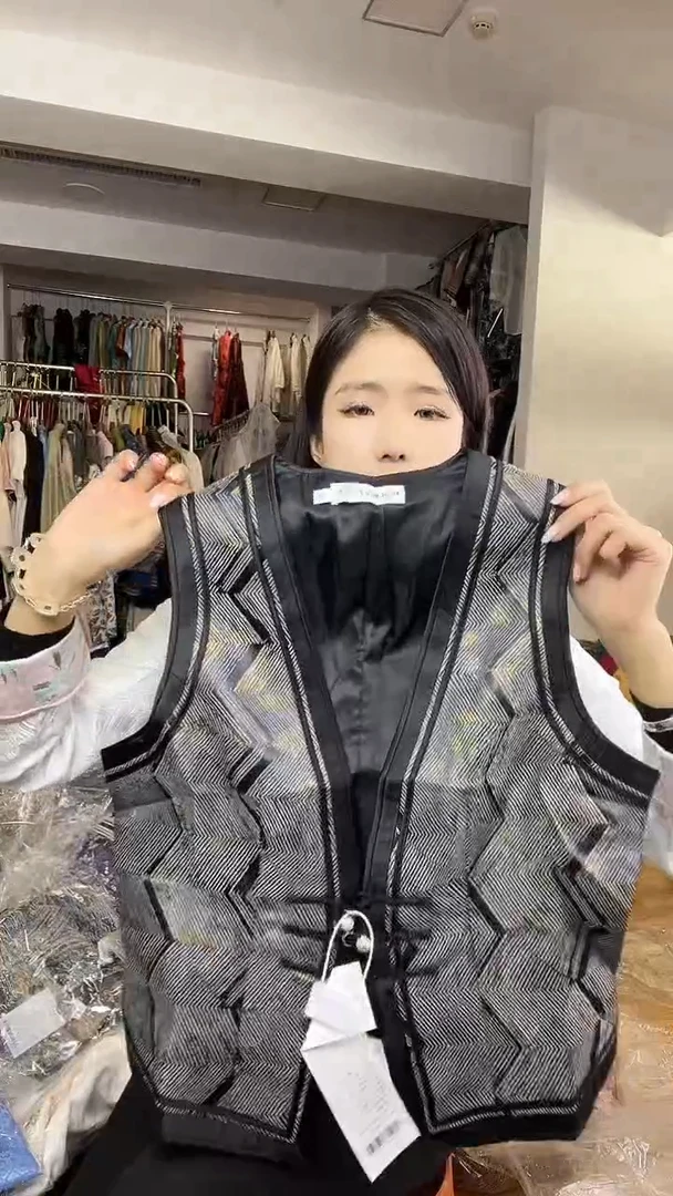 马甲       2XL码    125-135斤