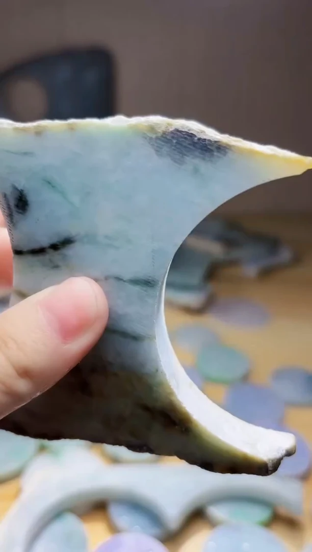 翡翠未镶嵌颈饰翡翠A货 姜谭362