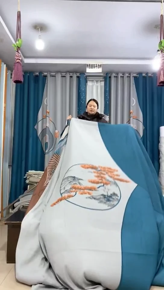 布成品窗帘   6.5*2.65米