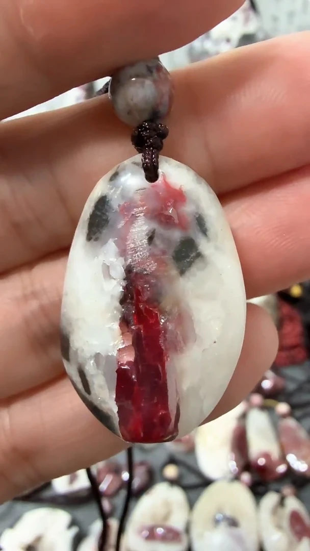 【闪购商品】天然辰砂大晶砂随行吊坠1