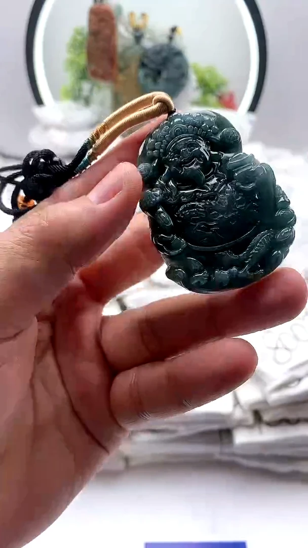 【闪购商品】翡翠颈饰未镶嵌财神【品质一般能接受再拍】