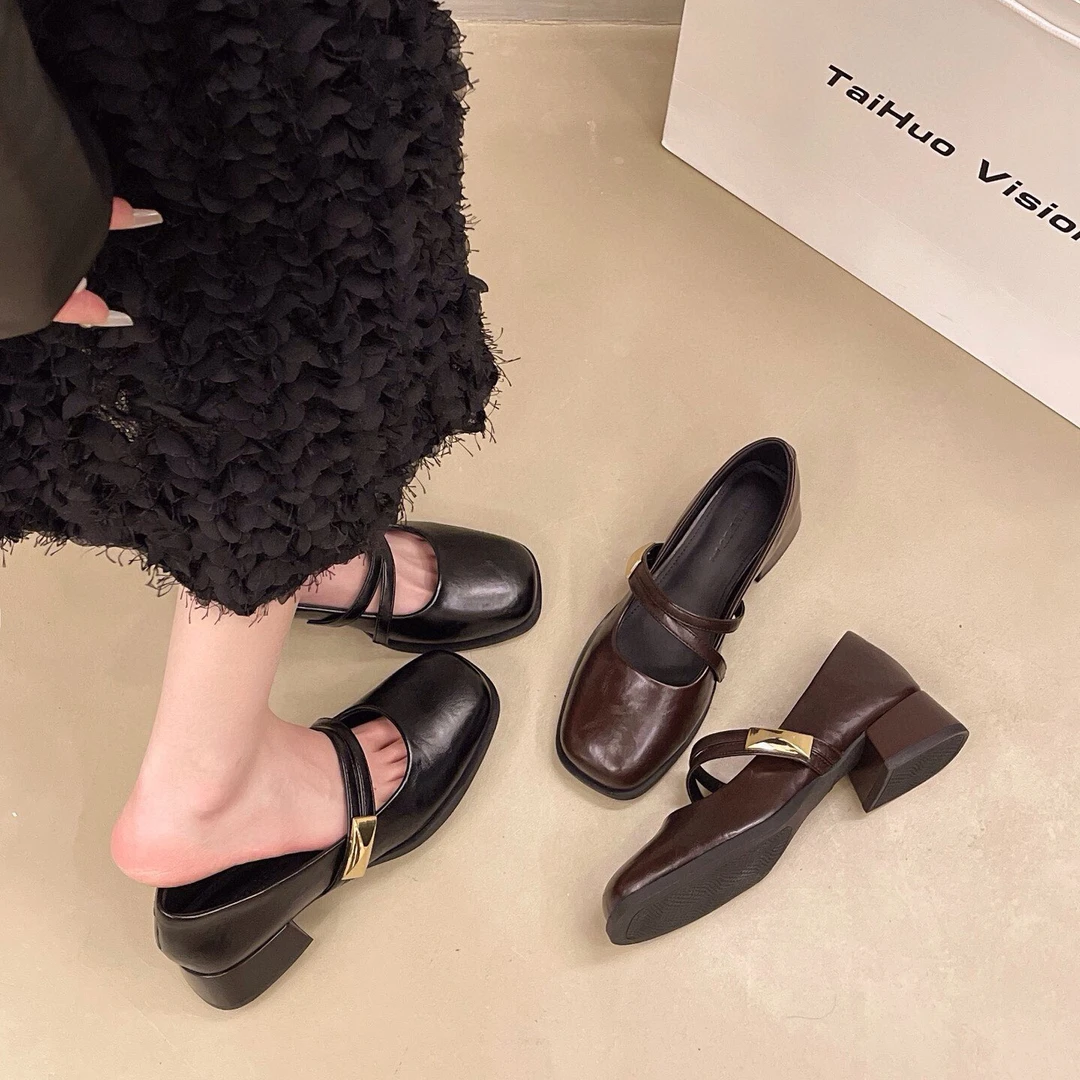 潮流伴侣新款方头粗跟单鞋百搭浅口一字扣带法式仙女风玛丽珍女鞋