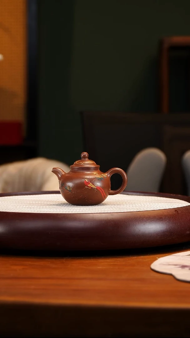 SYH104老段泥宫廷泥绘小掇球100cc