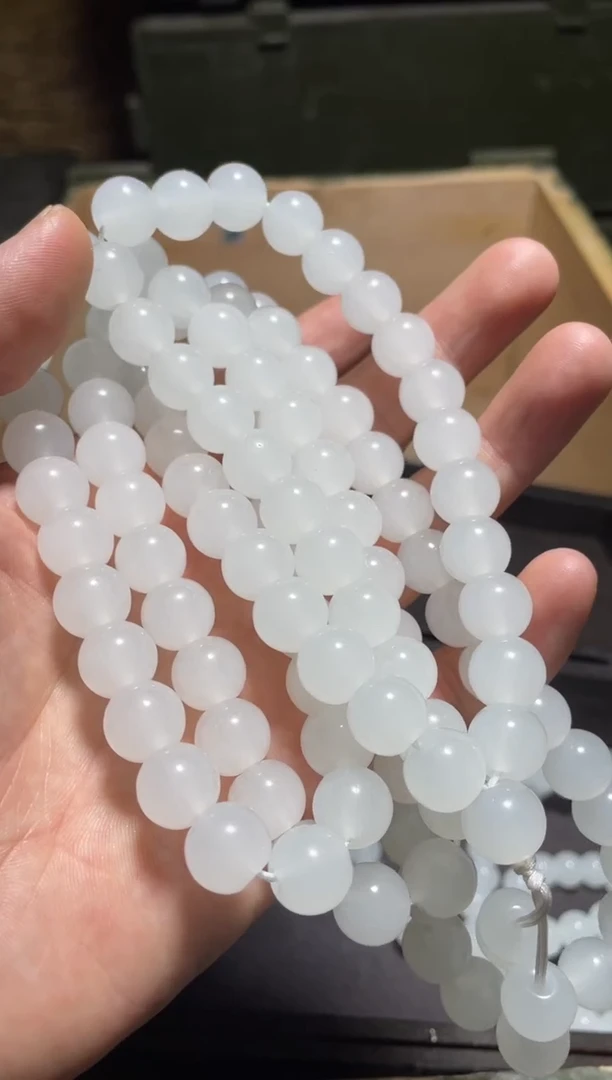【闪购商品】白项链1件