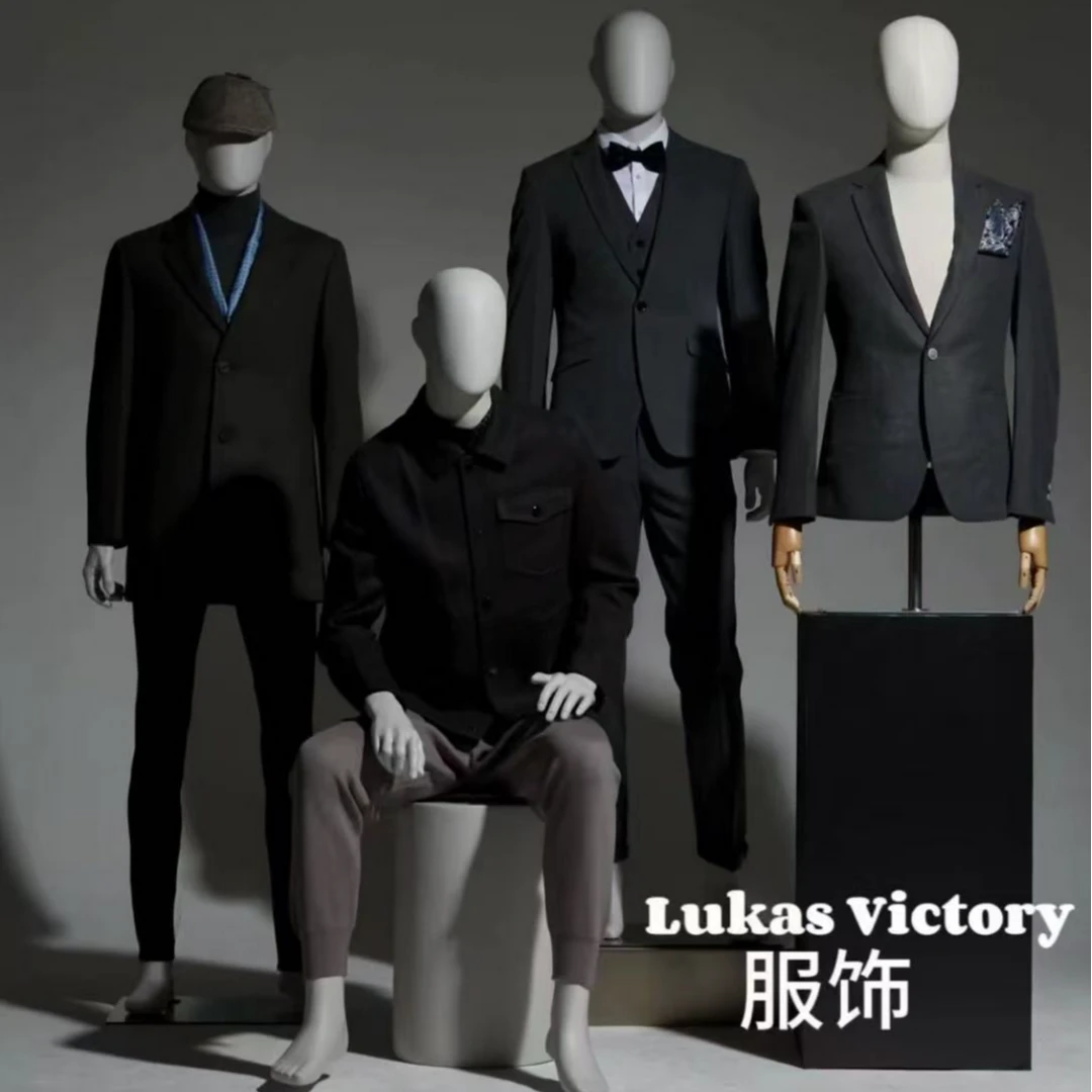 2025年冬季新款黑武士羽绒服欧洲站奢潮一线高端时尚外套8308